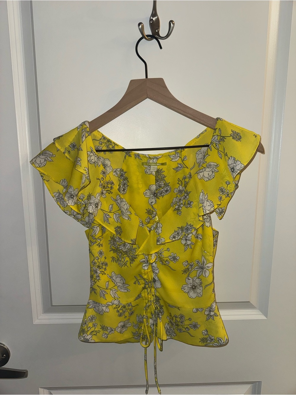Gianni Bini Yellow Floral Ruffle Tie-Front Blouse